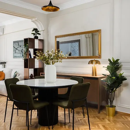 La Maison De L'arc- Elegant With Unique View By Binobi!