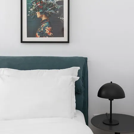 La Maison De L'arc- Elegant With Unique View By Binobi! Lägenhet