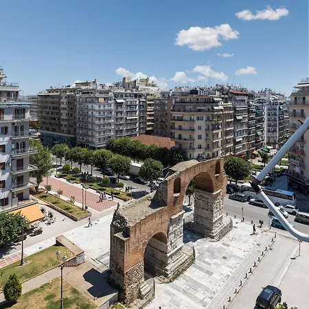 Appartamento La Maison De L'arc- Elegant With Unique View By Binobi!